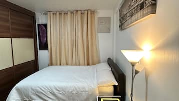 1 bedroom, iron/ironing board, free WiFi