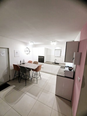 Apartment | Interior - Charming 2-room Apartment in Podstrana (Podstrana)