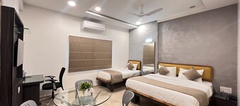 Hotel Ajinkya Palace