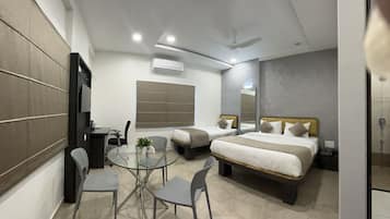 Superior Room | 1 bedroom, desk, free WiFi