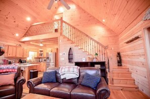 Een smart-tv en een open haard