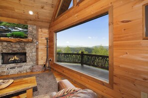 Property grounds - Majestic View- Blue Ridge GA (Mineral Bluff)