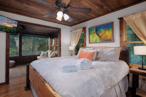3 habitaciones, tabla de planchar con plancha, wifi y ropa de cama
