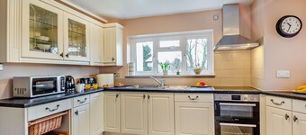 Tan Yr Orsedd - Four Bedroom House, Sleeps 7