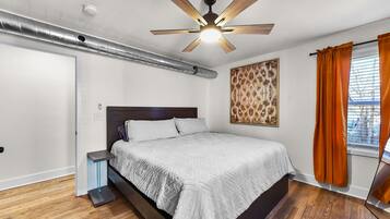 1 bedroom, desk, iron/ironing board, free WiFi