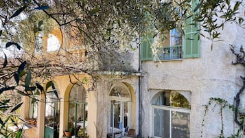 Extérieur
