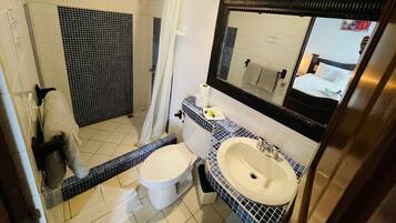 Shower, towels, soap