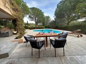 Outdoor pool - Villa im Grünen, 5 Min zum Strand (La Croix-Valmer)