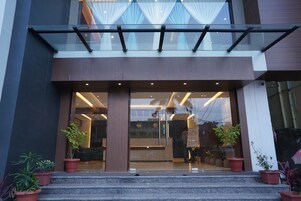 Fachada de la propiedad