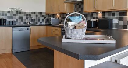 3 bedroom accommodation in Sandside, near Milnthorpe