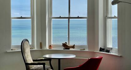 Sea View Apartment, Folkestone