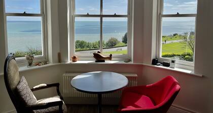 Sea View Apartment, Folkestone