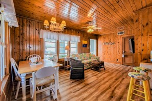 Smart-TV og DVD-spiller