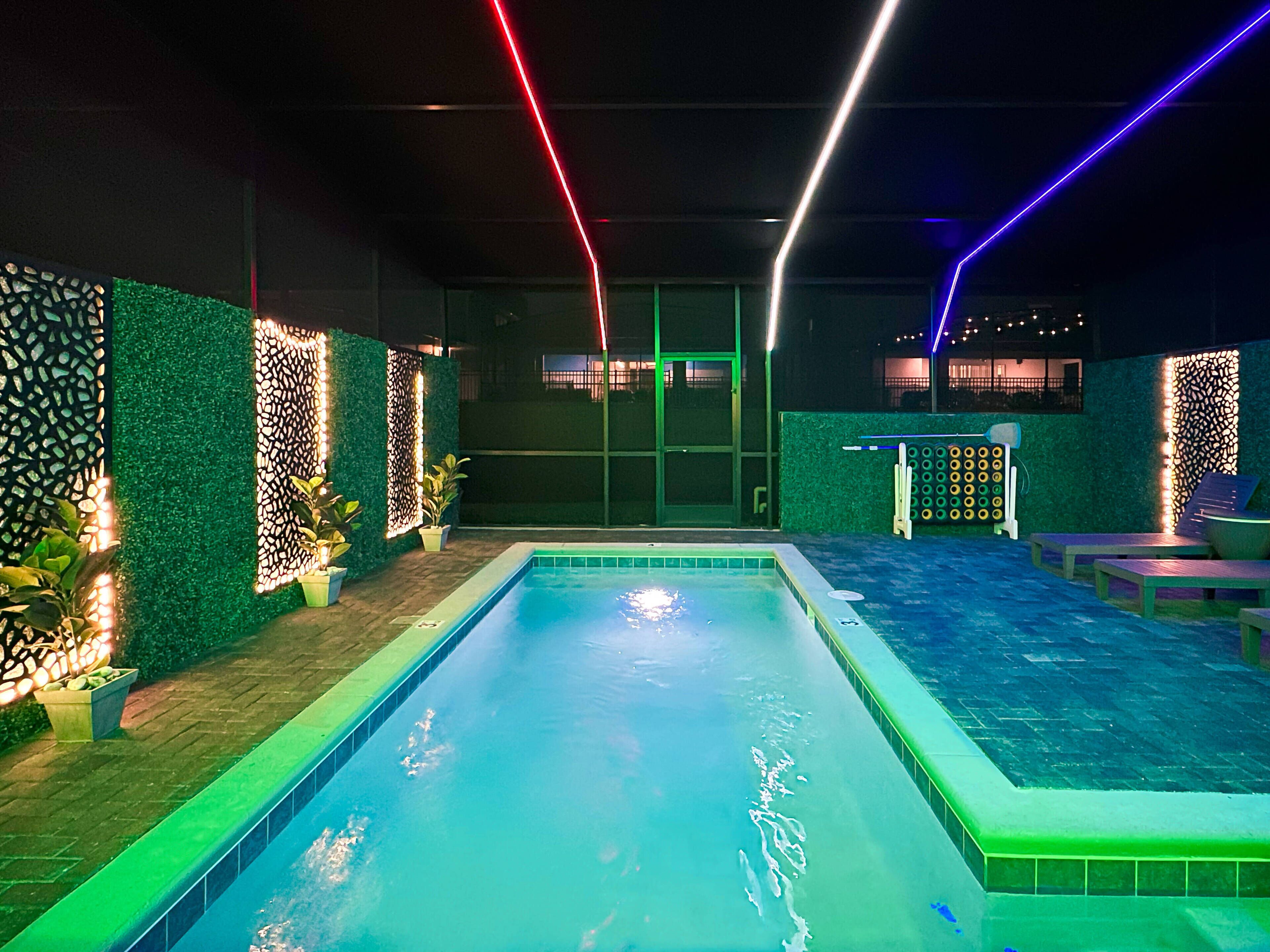 Stunning home with Pool and Game Room 39962