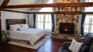 1 bedroom, iron/ironing board, travel crib, free WiFi