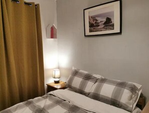 2 soveværelser, strygejern/strygebræt, gratis Wi-Fi, sengetøj