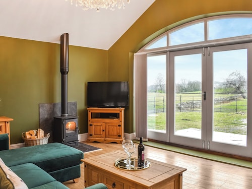 2 bedroom accommodation in Barnard Castle