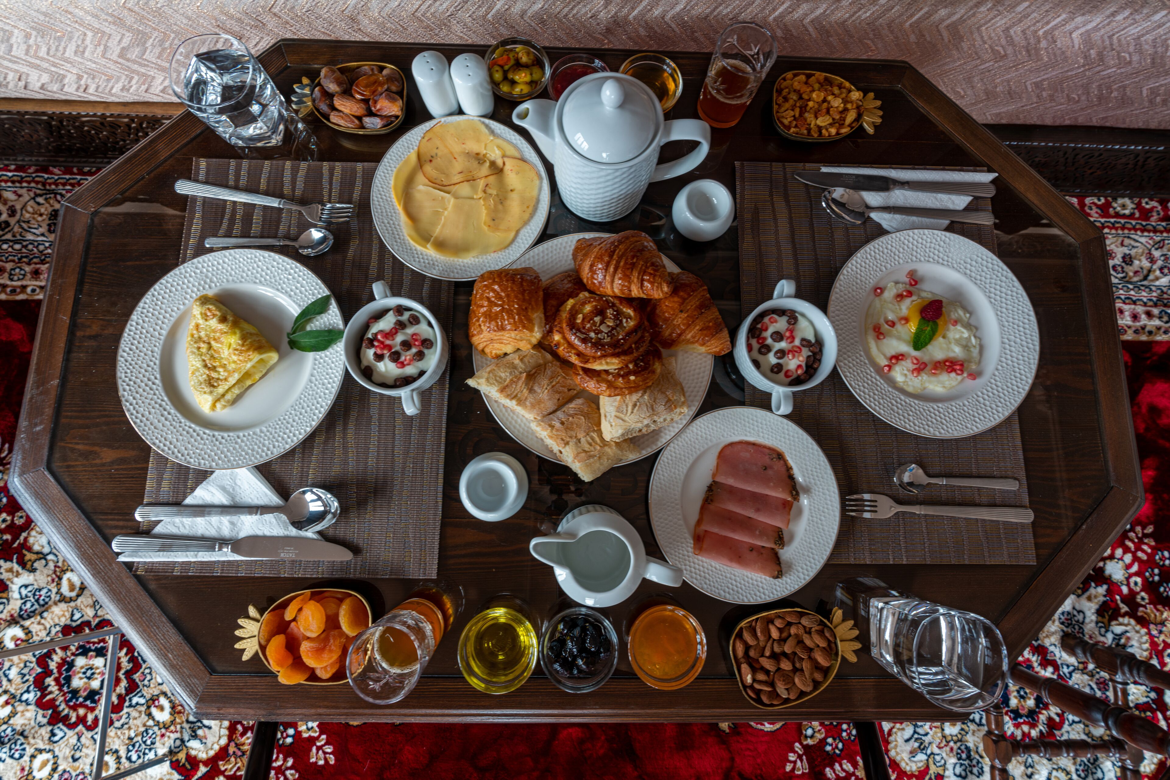 Photo - Yanis Guest House