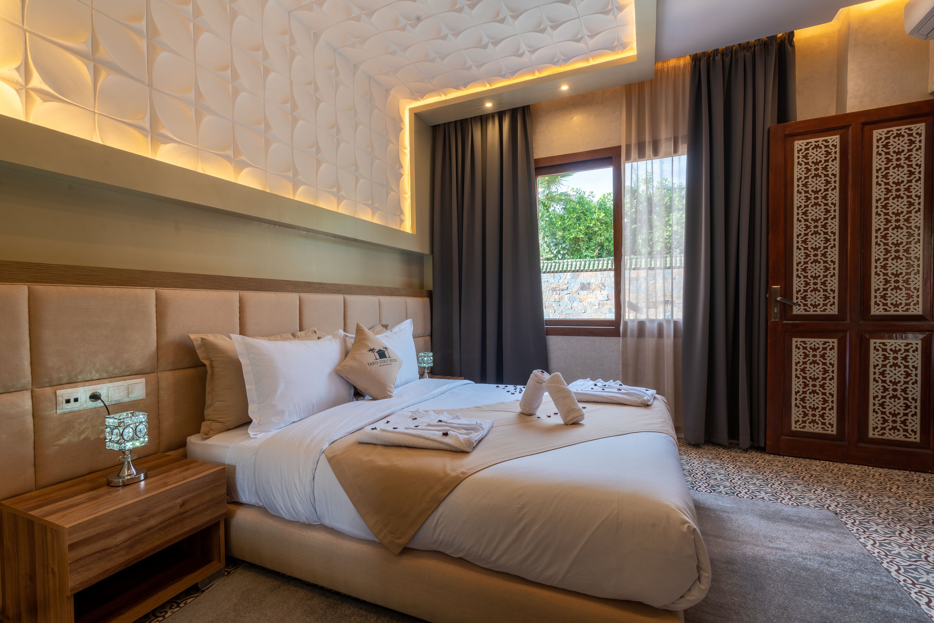 Photo - Yanis Guest House