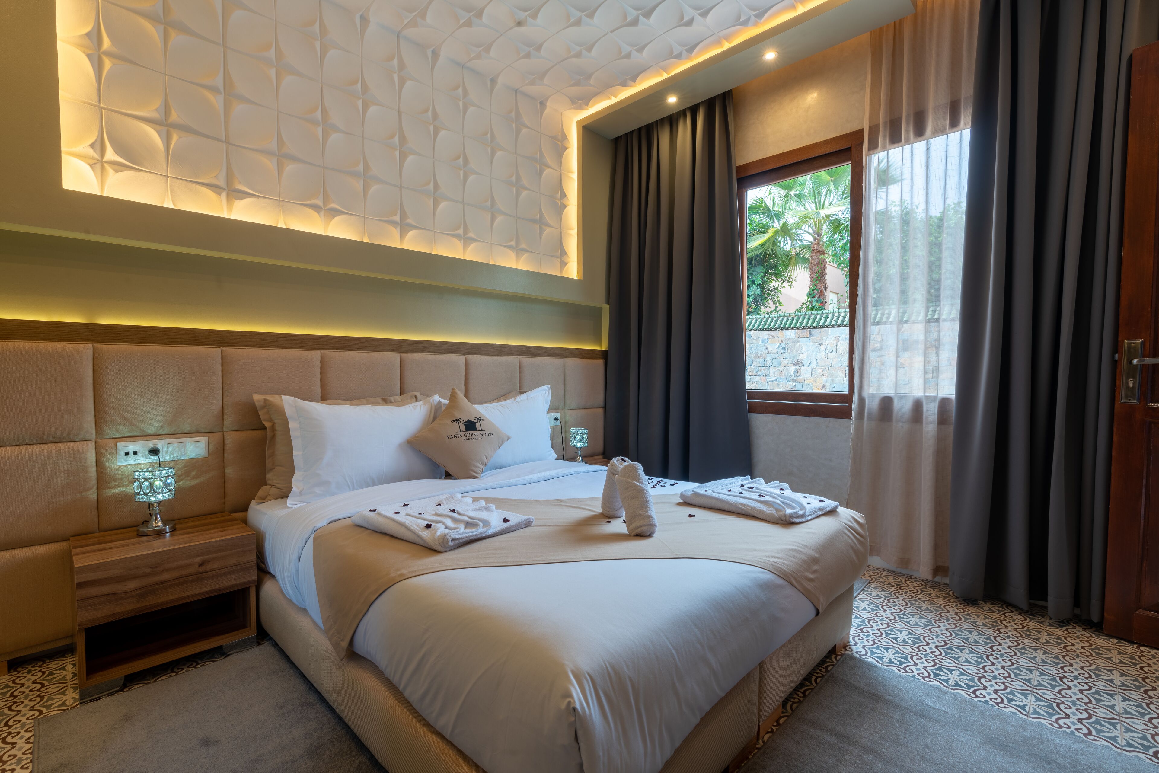 Photo - Yanis Guest House