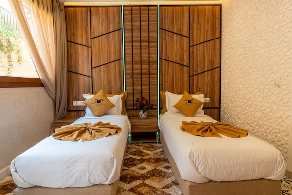 1 bedroom, in-room safe, iron/ironing board, free WiFi