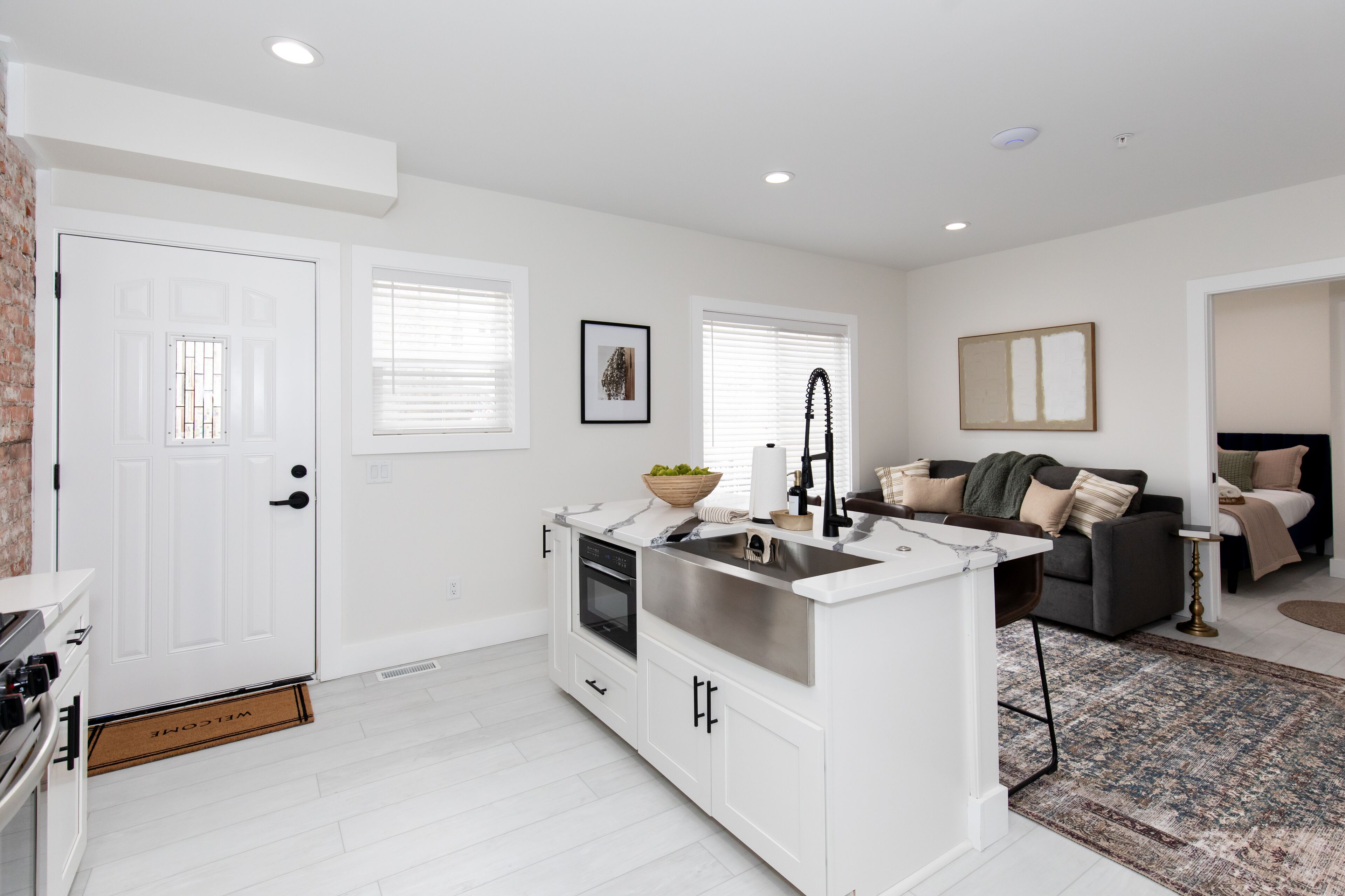 Condo, 1 Bedroom | Private kitchen | Full-size fridge, microwave, oven, stovetop