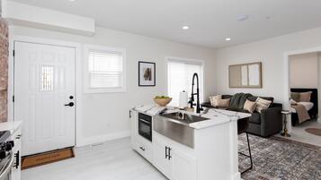 Condo, 1 Bedroom | Private kitchen | Full-size fridge, microwave, oven, stovetop