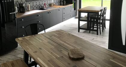 Maison de Campagne à 10 Minutes de la Plage, Dans un Endroit Calme