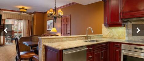 Mikrowelle, Ofen, Herdplatte, Geschirrspüler