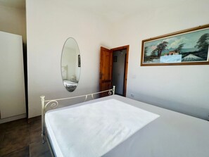 Apartment | 2 Schlafzimmer, Bügeleisen/Bügelbrett