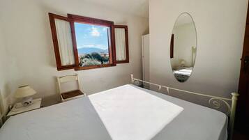 2 bedrooms, iron/ironing board