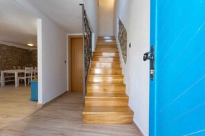 Interior - Holiday home in an old town (Vrbnik)