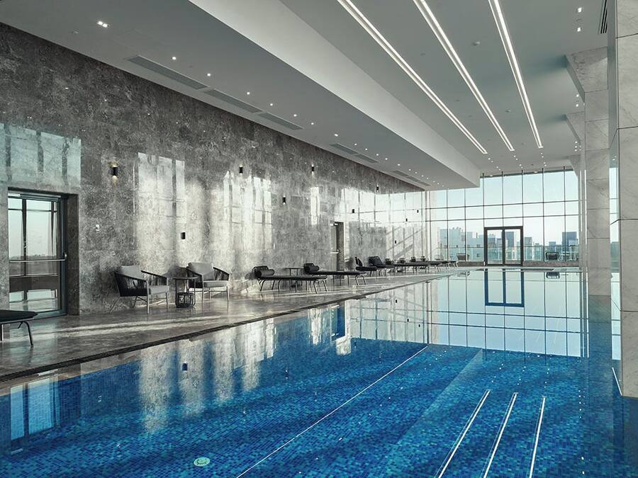 Indoor pool, outdoor pool