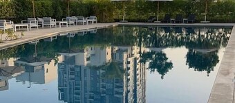 Chic Apartment In Aeon Compound