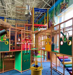 Children's play area - outdoor - ALSAWAH Aeon Towers - Premium 1BR with View Sheikh Zayed (6th of October City)