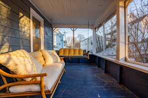 Property grounds - Updated cottage, walk to beach, screened in porch (Old Orchard Beach)