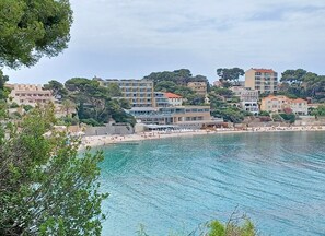 Beach - Nice apartment with pool - near the beach (Bandol)