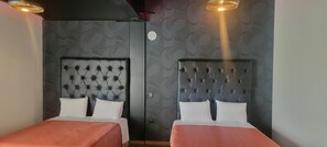 Firemannsrom – business, byutsikt | Dundyner, senger med Select Comfort-madrass og lydisolert