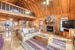 Smart TV, fireplace, DVD player, books - Mountain Lodge -Dog-Friendly -Fire table -Stunning View -Tranquil Surroundings (Suches)