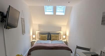 Top Ferienwohnung im Ăltesten Weinort Deutschlands. Haustierfreundlich!