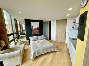 1 habitación, tabla de planchar con plancha, wifi y ropa de cama 