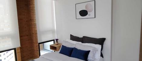 1 chambre, fer et planche à repasser, Wi-Fi, draps fournis