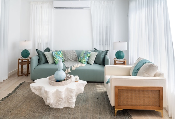 Living room - The Nest Garden Grove - by Zenbreak (Holetown)