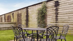 Unclassified image, 3 of 14, button - The Old Stable - Meadowbrook Farm (Moreton, near Thame)