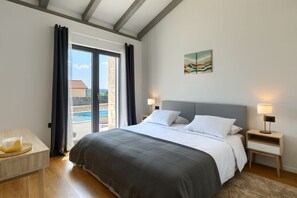3 bedrooms, in-room safe, iron/ironing board, travel cot - Villa Gala - Privater Pool, 3 Schlafzimmer, 3 Badezimmer, Haustierfreundlich (Kringa)