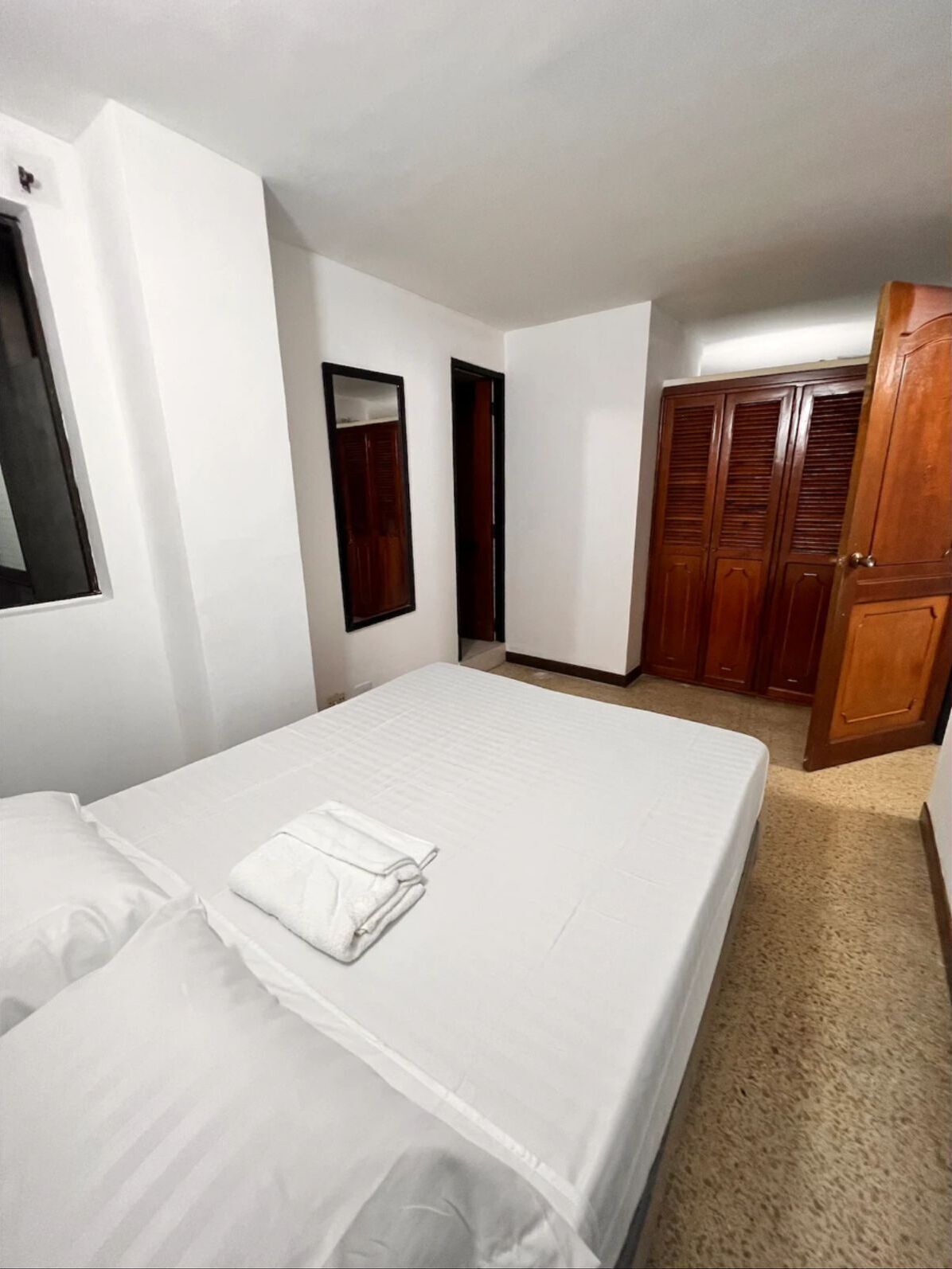 3 間睡房、Wi-Fi、床單