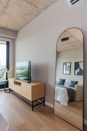 Superior Studio | Living area