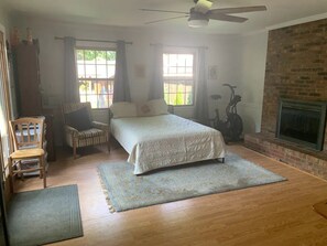 6 dormitorios, tabla de planchar con plancha, wifi y ropa de cama