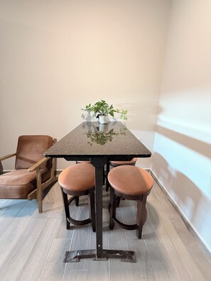 Suite estudio | Comedor