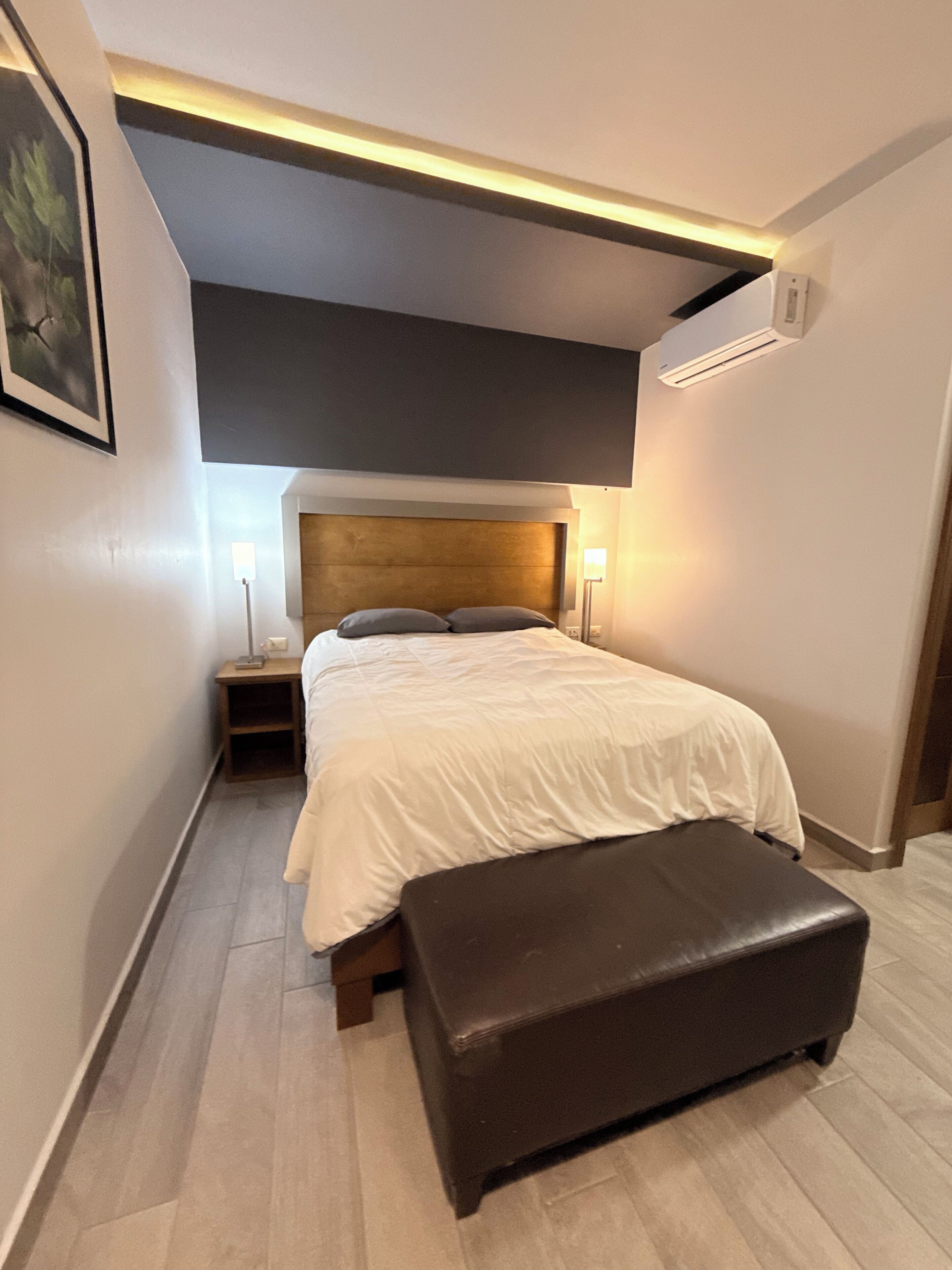 Habitación básica | Sábanas de algodón egipcio y ropa de cama de alta calidad